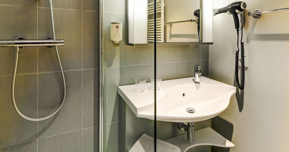 Aparthotel Adagio Frankfurt City Messe 4*