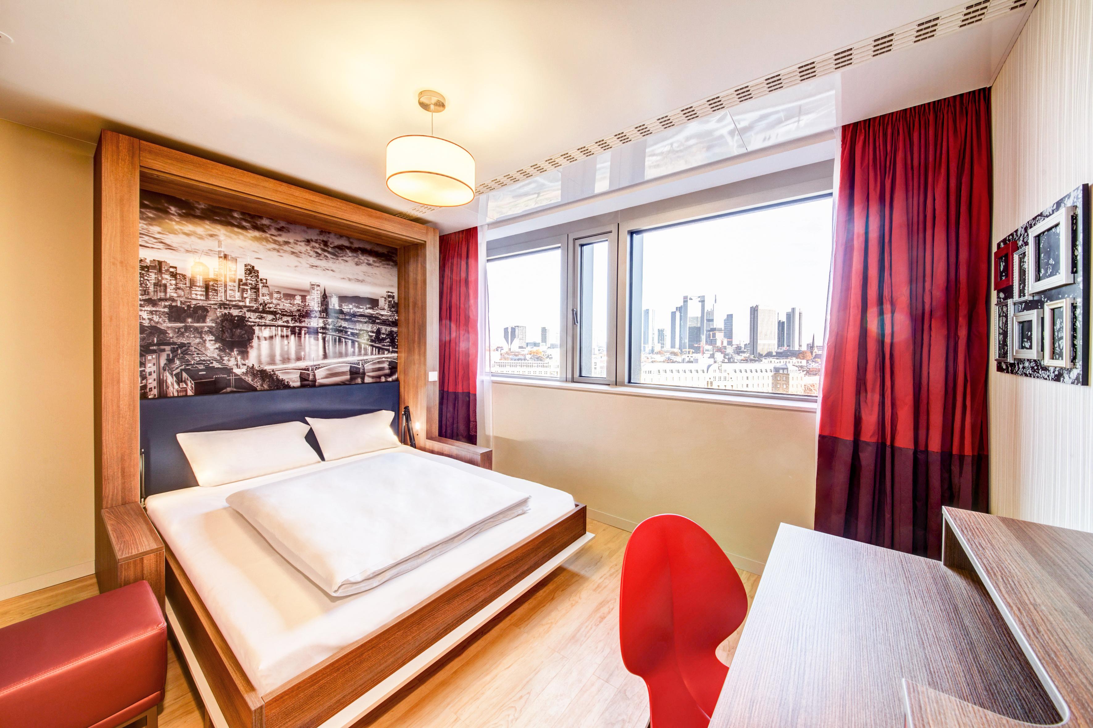Aparthotel Adagio Frankfurt City Messe 4*